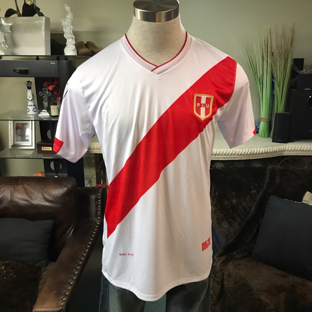 FIFA 2018 Russia Peruvian soccer Jersey New L